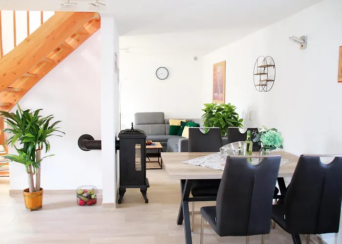 Haus Silvia Ferienhaus *